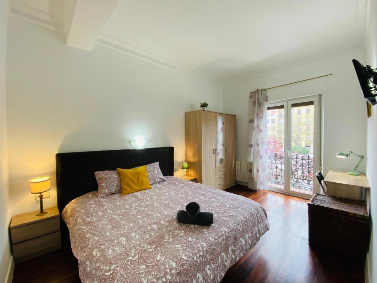 La Plaza Apartment Сан-Себастьян Экстерьер фото